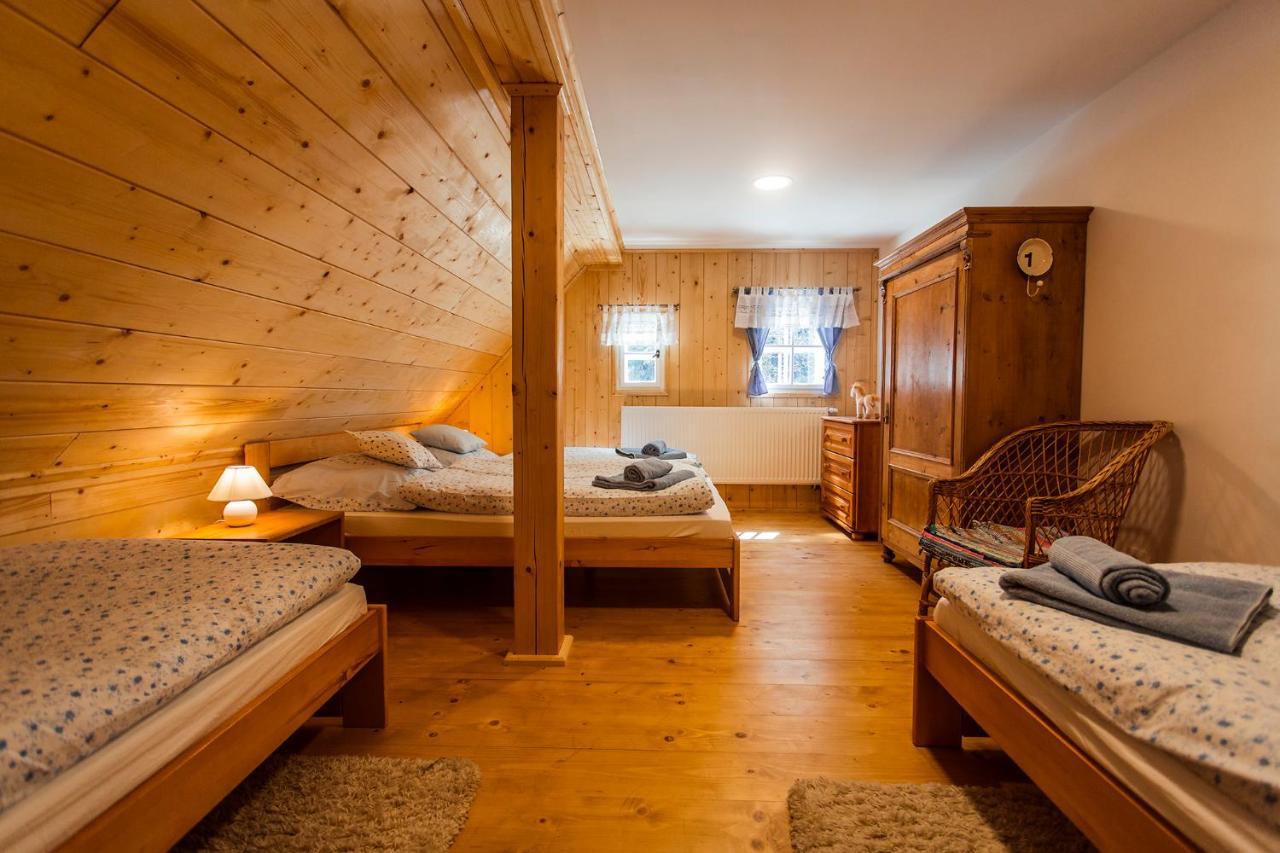 Chalupa Šárka Dolni Dvur Exterior foto