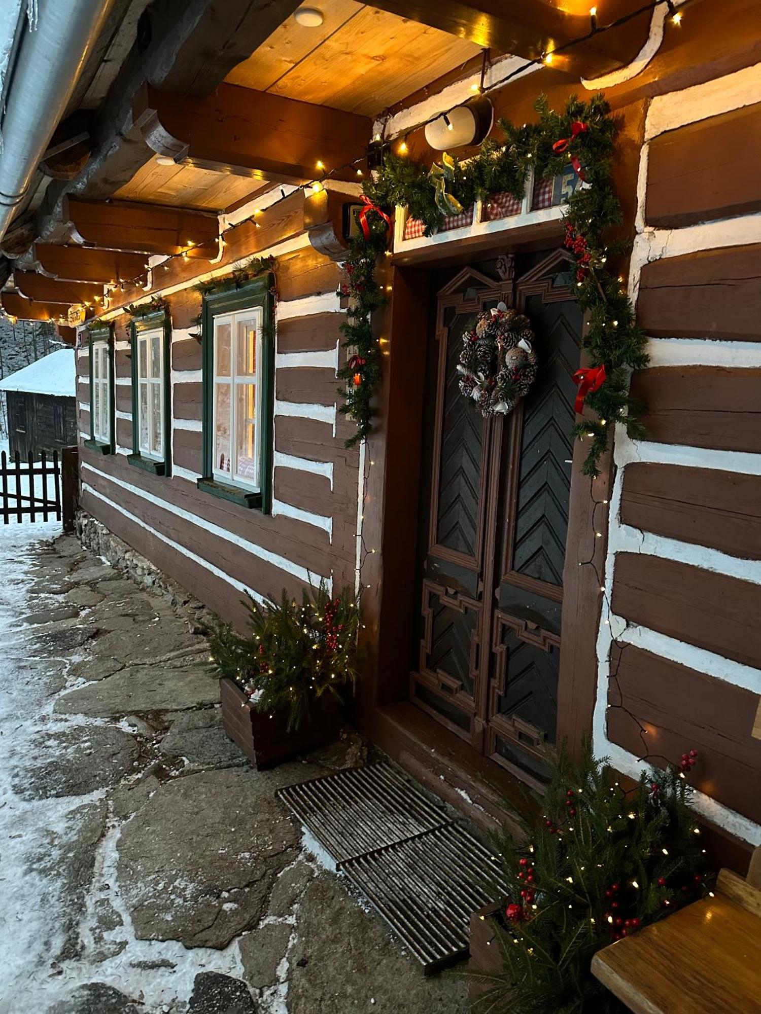 Chalupa Šárka Dolni Dvur Exterior foto
